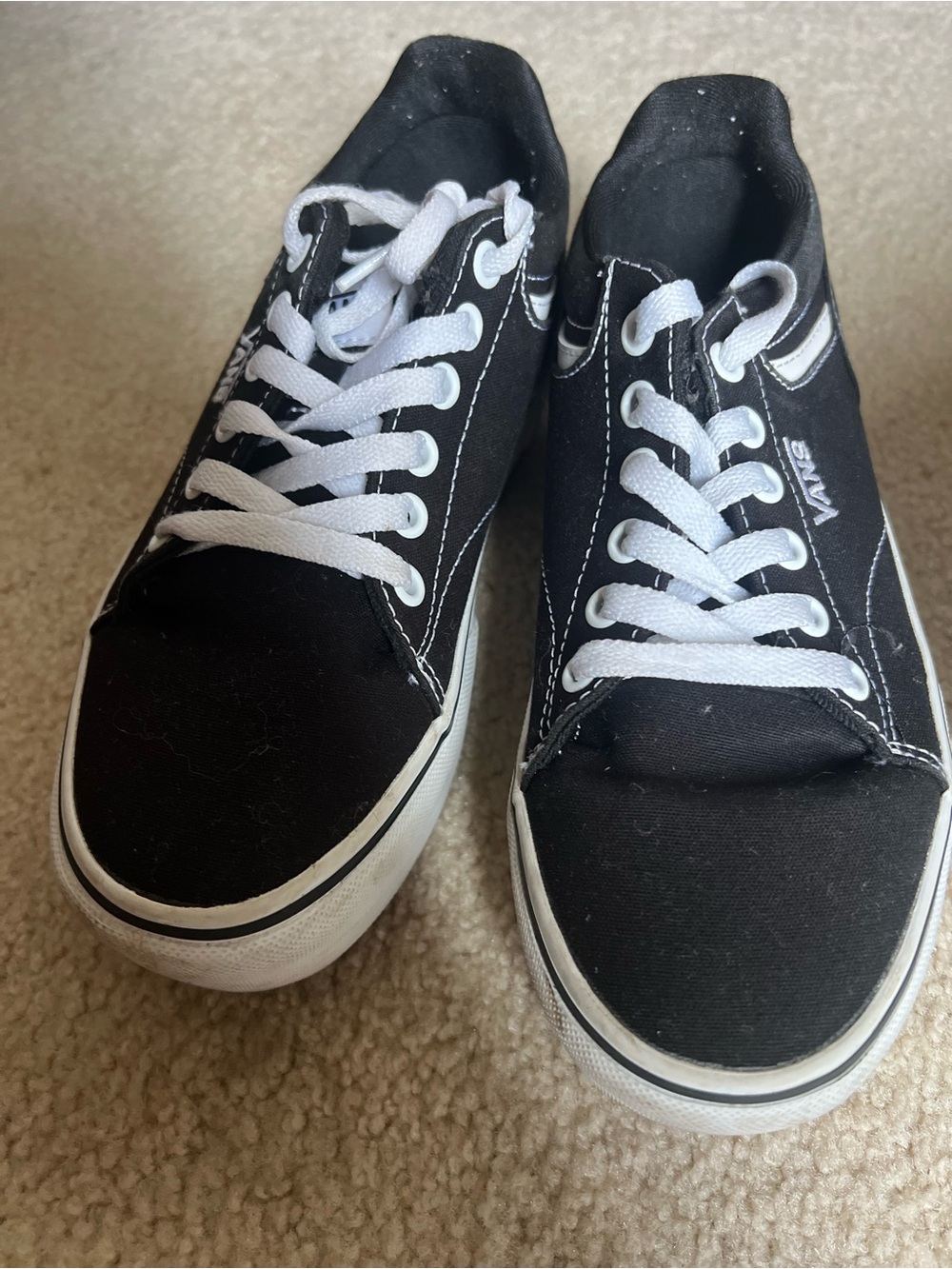 Vans Black and White Canvas platform Low-Top Sneakers